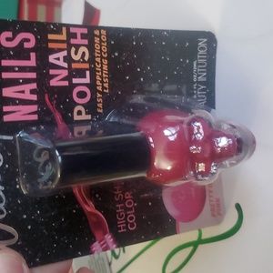 NIP Wicked nails Skull bottle PRETTY IN PINK